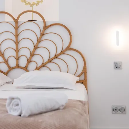 Lb Vacation I Renovated Minutes From - Palais - 30m2 Terrace 아파트 *