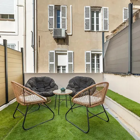 30 M² Terrace, & Palais Nearby Apartamento