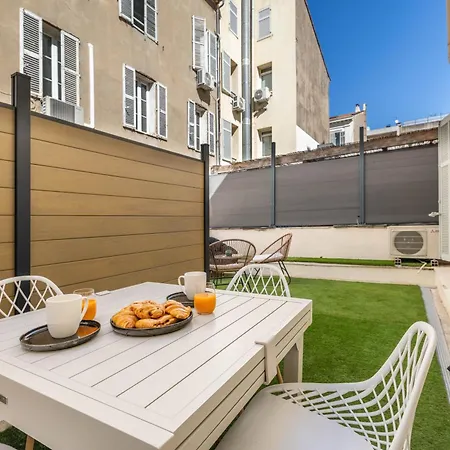 Apartamento 30 M² Terrace, & Palais Nearby